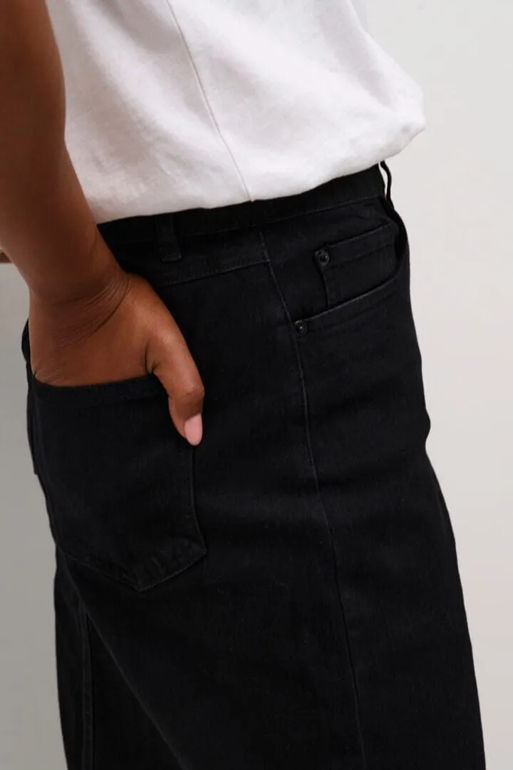 FRONT SLIT BLACK DENIM SKIRT