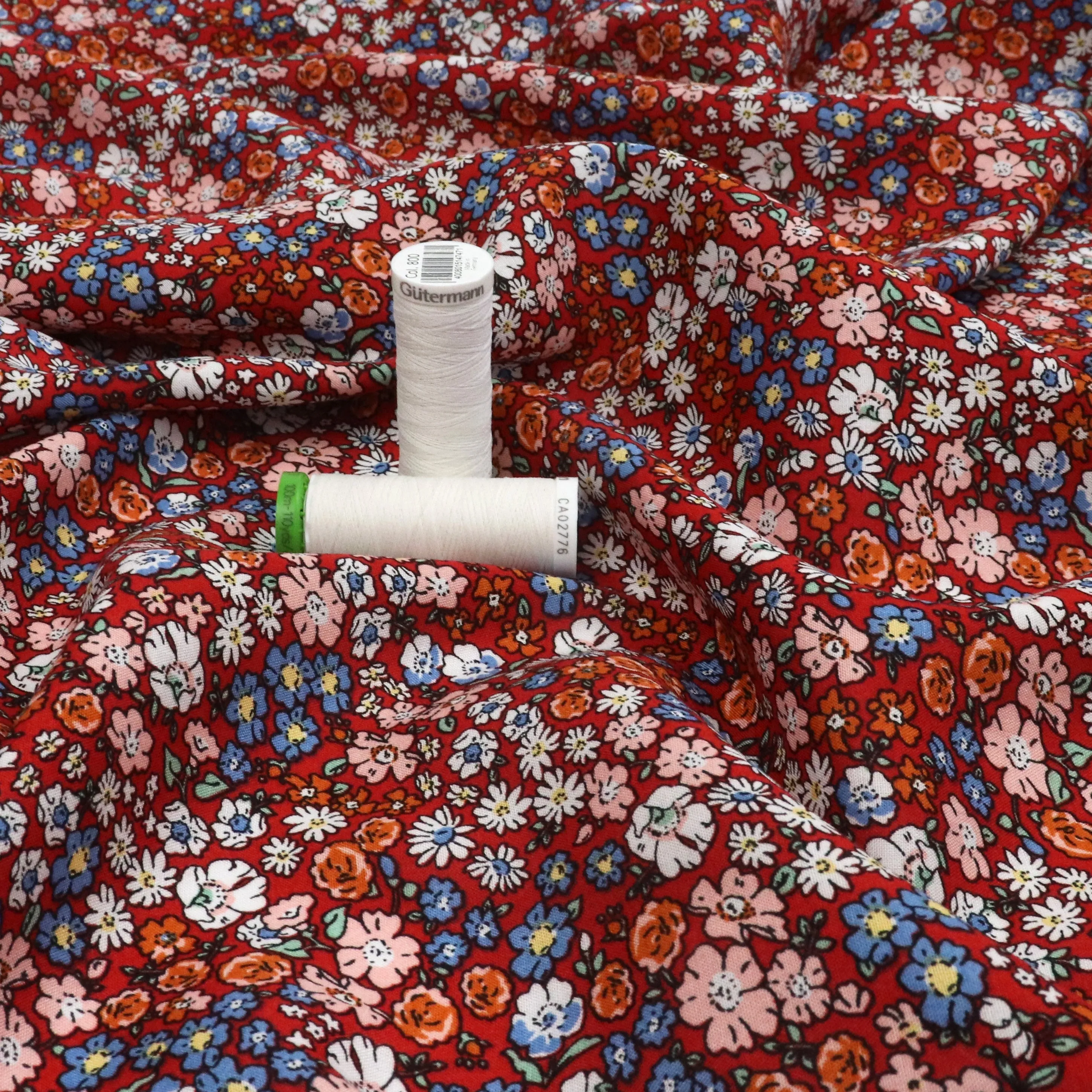 Viscose Lawn - Nostalgic Floral - Red - END OF BOLT 111cm