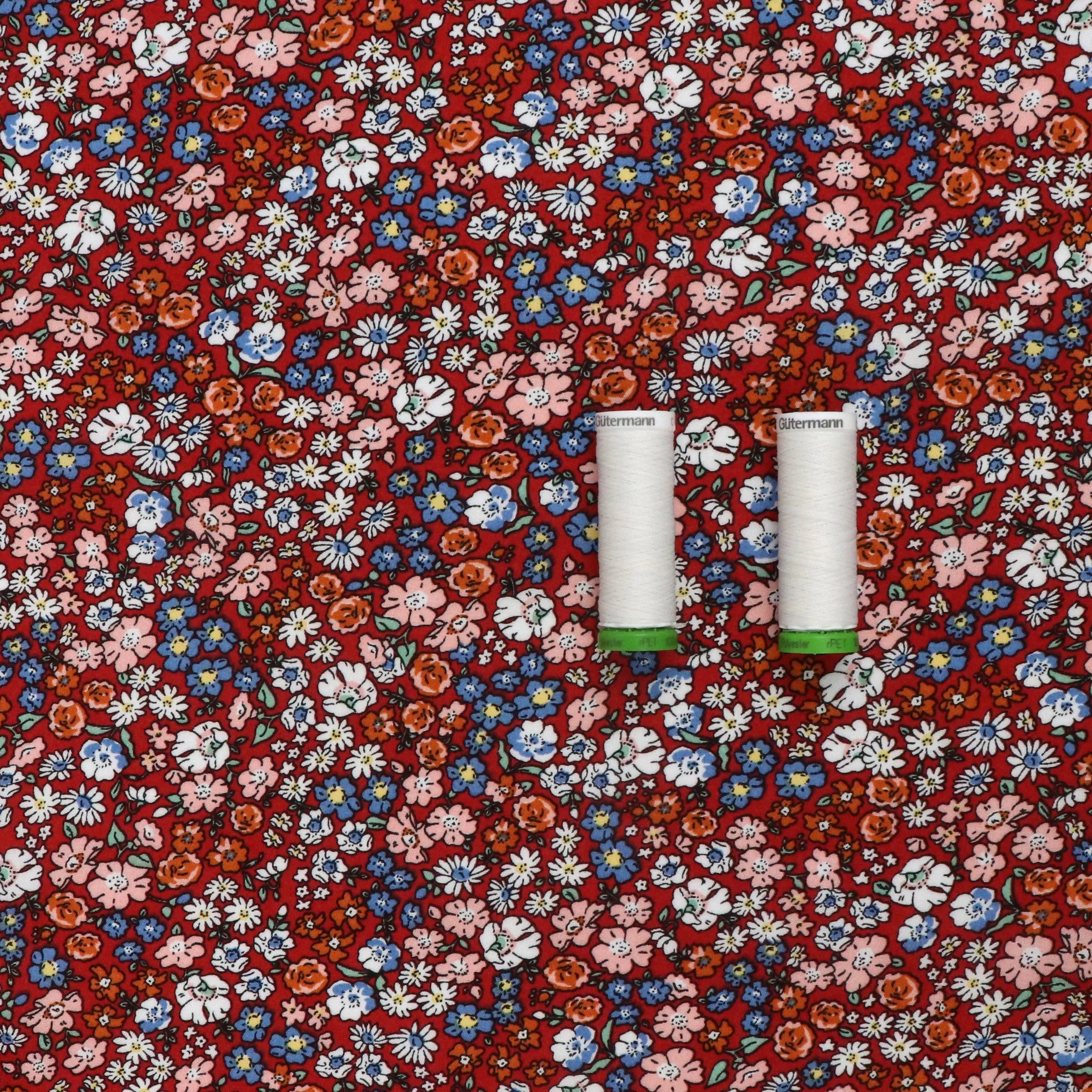 Viscose Lawn - Nostalgic Floral - Red - END OF BOLT 111cm